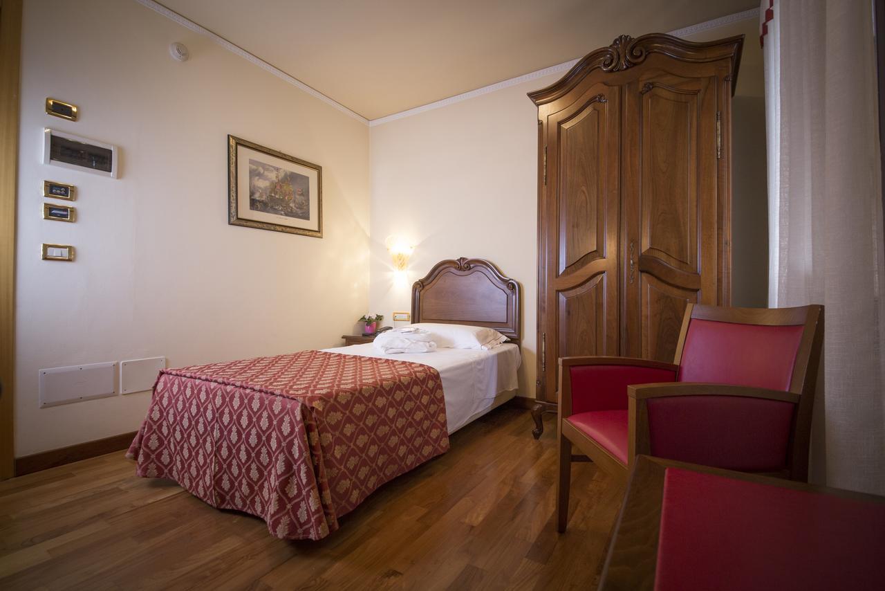 Hotel Spessotto Portogruaro Esterno foto