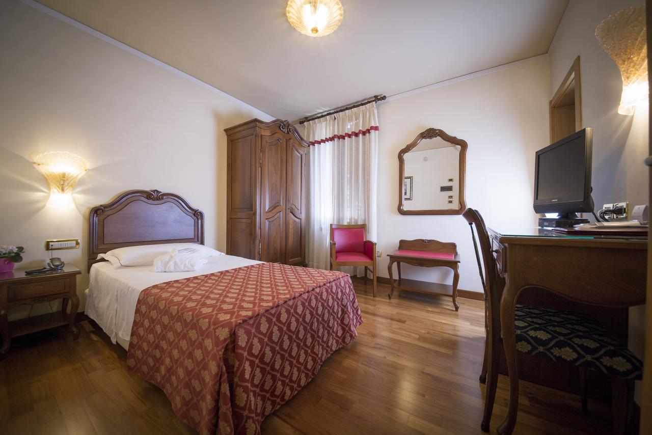 Hotel Spessotto Portogruaro Esterno foto